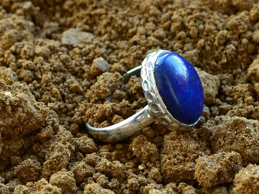 Lapis lazuli stříbrný prsten